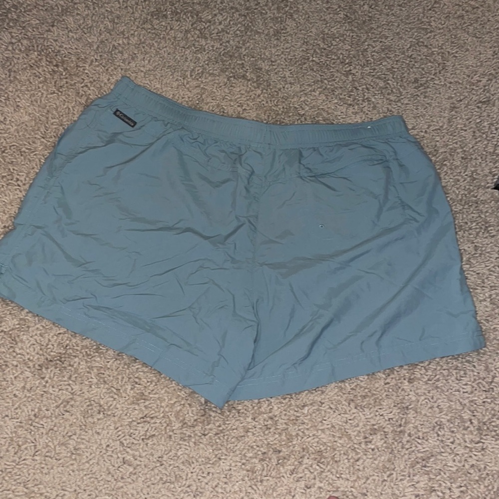 Grey Blue women’s Columbia shorts